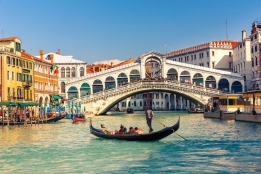 Новости рынка → Введение налога для туристов в Венеции перенесли на осень